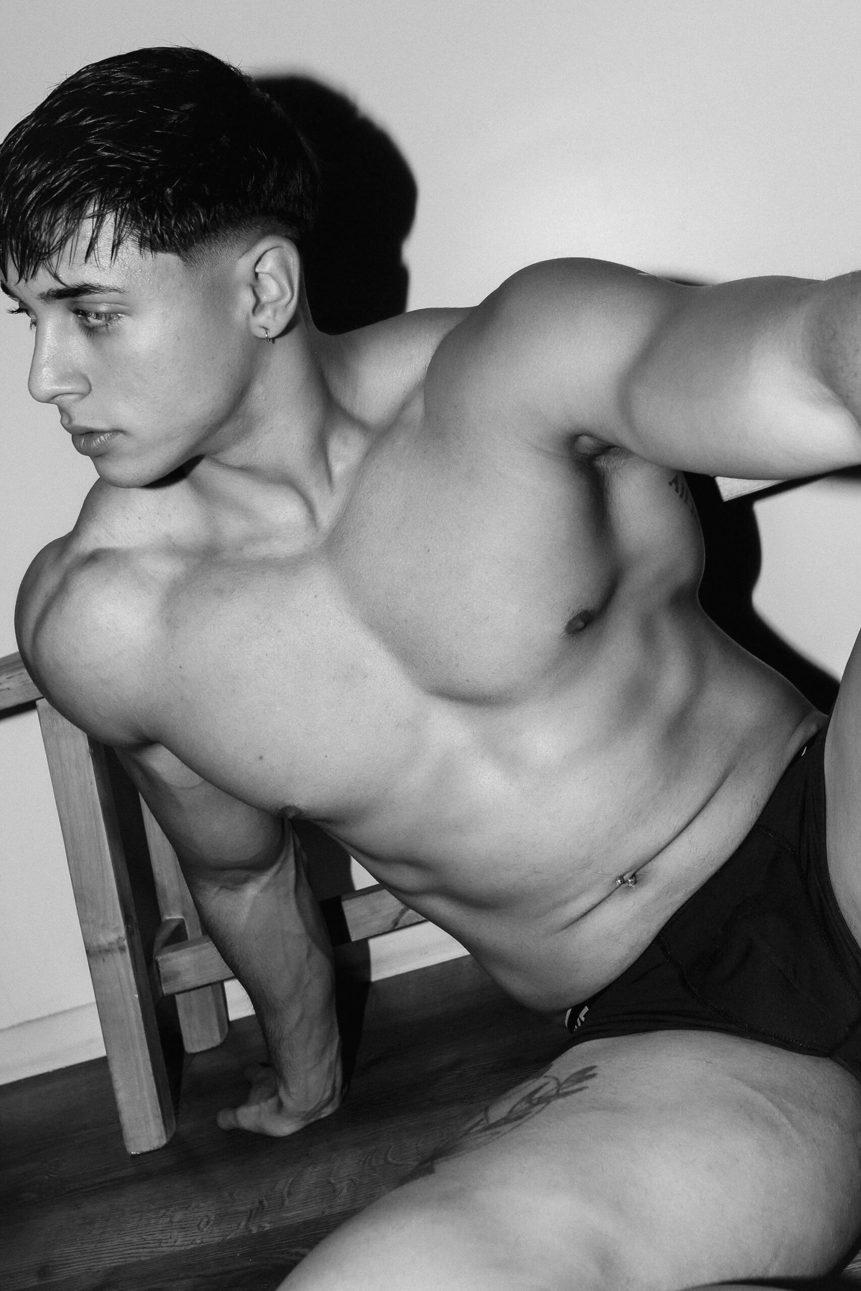 Leo Nastacio – Soy Leo, creador de contenido full time en OnlyFans. Descubrí cómo transformé mi